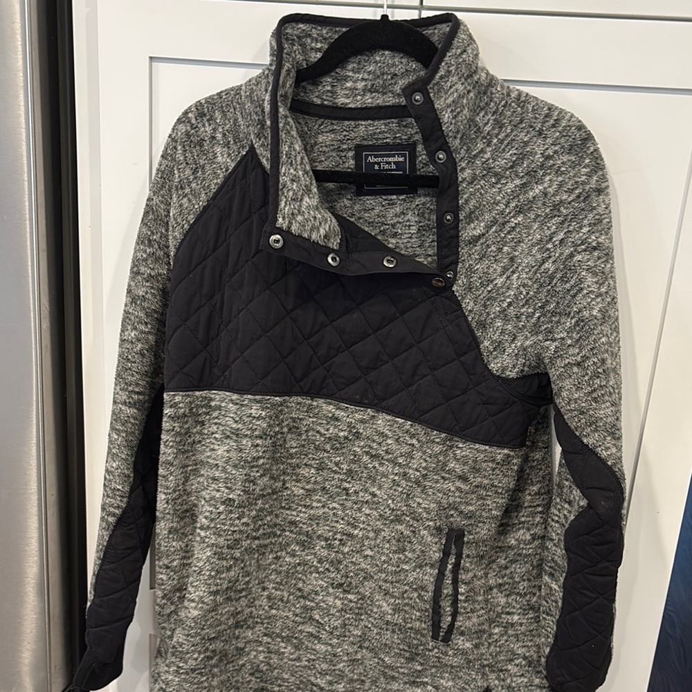 Abercrombie & Fitch Gray and Black Pullover